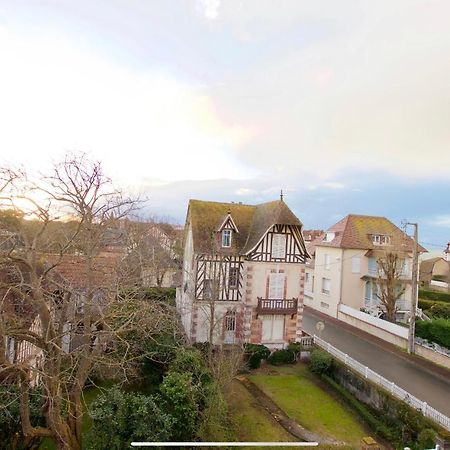 Joli Studio ☆ 100M De La Mer Et Du Centre Ville ☆ Cabourg Eksteriør billede