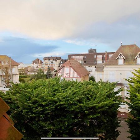 Joli Studio ☆ 100M De La Mer Et Du Centre Ville ☆ Cabourg Eksteriør billede