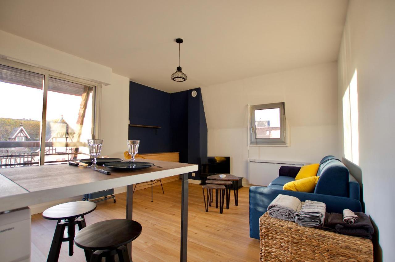Joli Studio ☆ 100M De La Mer Et Du Centre Ville ☆ Cabourg Eksteriør billede